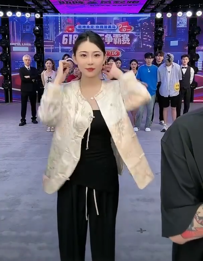 娇妹雅儿吵架,兮妹不站立场,牌牌琦夸雅儿作为妈妈毫无畏惧(图5) 娇妹雅儿吵架,兮妹不站立场,牌牌琦夸雅儿作为妈妈毫无畏惧(图5)