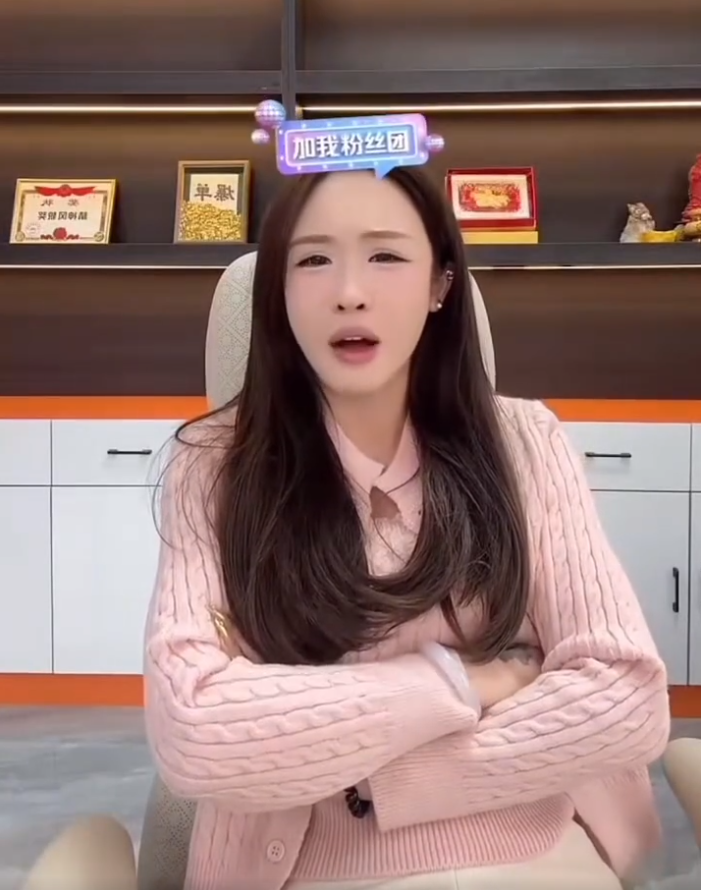 任权吐槽薛小婉需求大，拿枸杞当饭吃，黑暗萝莉大美自称佛系没有野心(图1)