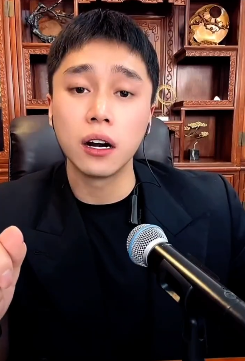 贝源哥拒绝与辛巴和好,熊猫拒绝聊辛巴,方丈喊话刘二狗:骂我也挺着(图6) 贝源哥拒绝与辛巴和好,熊猫拒绝聊辛巴,方丈喊话刘二狗:骂我也挺着(图6)