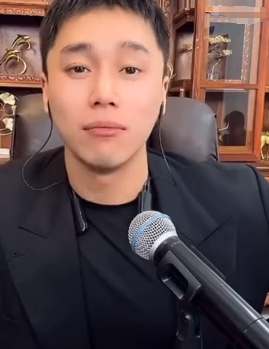 方丈坦白和杜凤离婚是自身原因,刘二狗直言方丈二驴干不动我(图1) 方丈坦白和杜凤离婚是自身原因,刘二狗直言方丈二驴干不动我(图1)