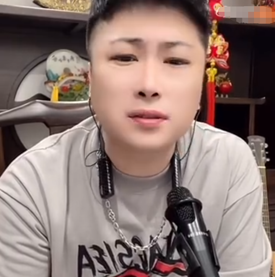 小白龙5点档户外接盘“祁天道流量”?寂寞分析方丈刘二狗事件(图8) 小白龙5点档户外接盘“祁天道流量”?寂寞分析方丈刘二狗事件(图8)