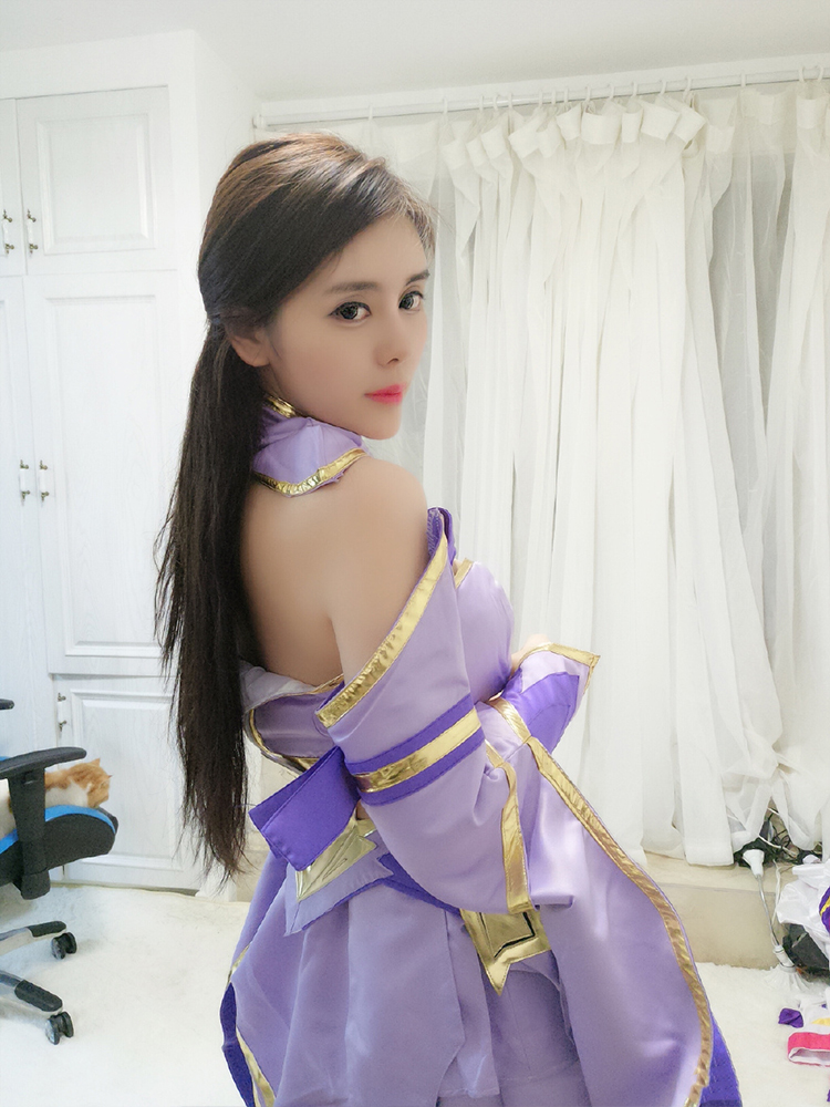 斗鱼美女人气主播张琪格COS露娜写真照片第5张