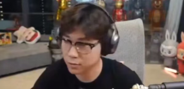 那个男人和PDD住在一起!知名男主播爆料LBW现在喜欢做脸!怀念当年直播时代!(图1) 那个男人和PDD住在一起!知名男主播爆料LBW现在喜欢做脸!怀念当年直播时代!(图1)
