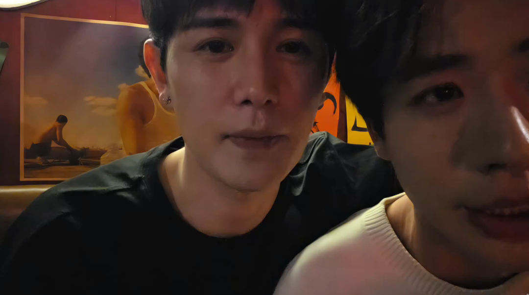 不要挑拨我们之间关系!798和1995一家人!童锦程表态!小酷帮了子圣!(图1) 不要挑拨我们之间关系!798和1995一家人!童锦程表态!小酷帮了子圣!(图1)