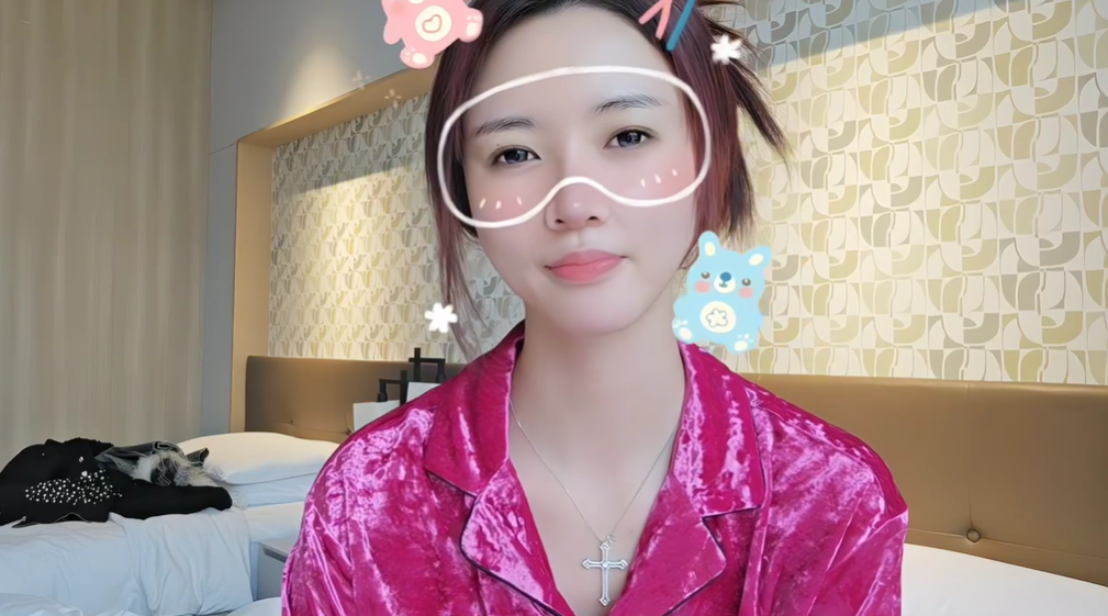 我目标虎牙一姐!罗玉姬子拒绝待在集梦团播!自己不当集梦一姐!(图2) 我目标虎牙一姐!罗玉姬子拒绝待在集梦团播!自己不当集梦一姐!(图2)