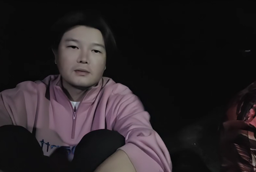 我绝对不会放过她!等着她开播!阿布谈某女主播!跟我挣了150万!(图2) 我绝对不会放过她!等着她开播!阿布谈某女主播!跟我挣了150万!(图2)