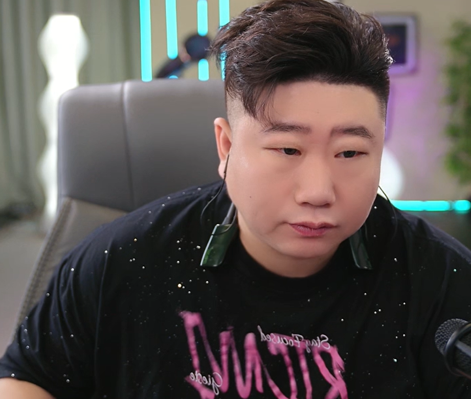虎牙众多跳槽电母直播间就几人!从虎牙38到抖音几千人!星秀元老稳得住!(图2) 虎牙众多跳槽电母直播间就几人!从虎牙38到抖音几千人!星秀元老稳得住!(图2)