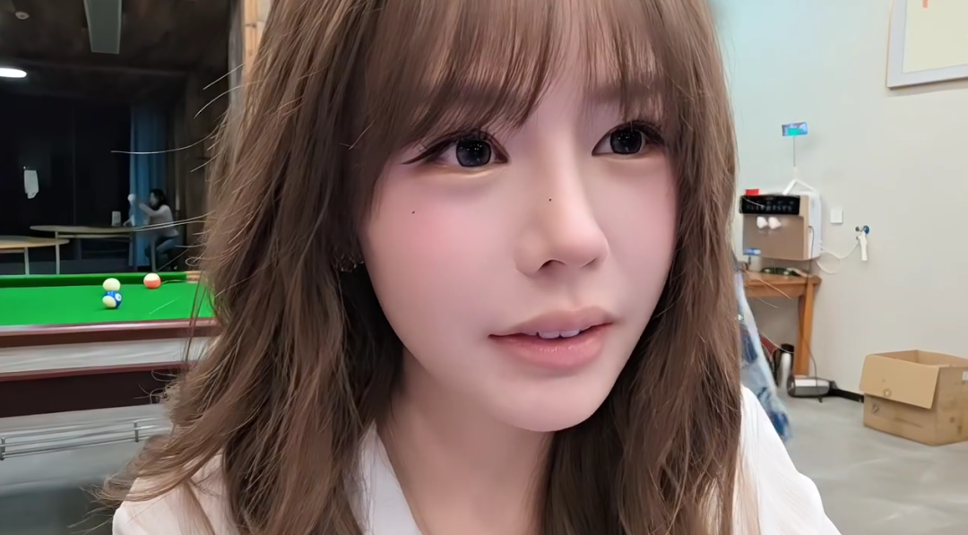 原798女主播加入1995!童锦程回应望慧慧!小酷给童锦程后刷宝图!(图2) 原798女主播加入1995!童锦程回应望慧慧!小酷给童锦程后刷宝图!(图2)