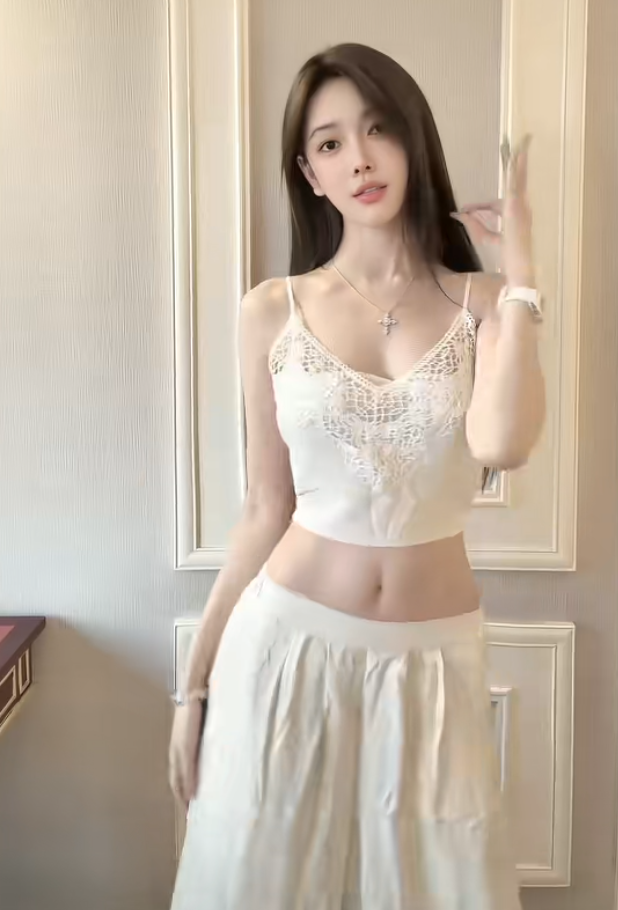 没玩够,芮甜甜罕见发跳舞视频,韩安自曝杭州豪宅450平,回怼黑粉生不出孩子言论(图6) 没玩够,芮甜甜罕见发跳舞视频,韩安自曝杭州豪宅450平,回怼黑粉生不出孩子言论(图6)